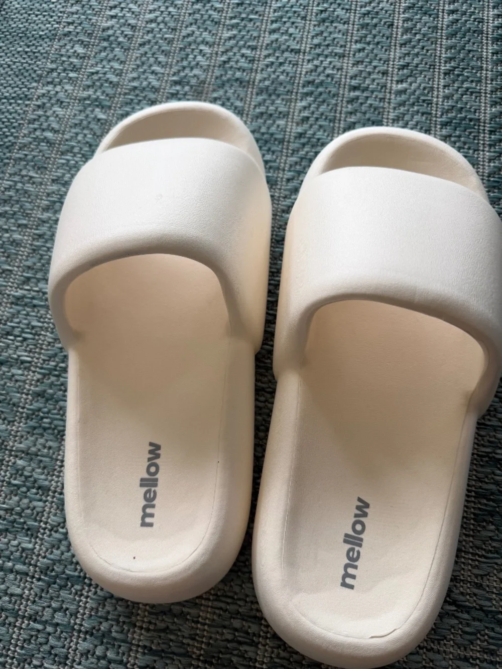 Mellow Soft Cloud Slides